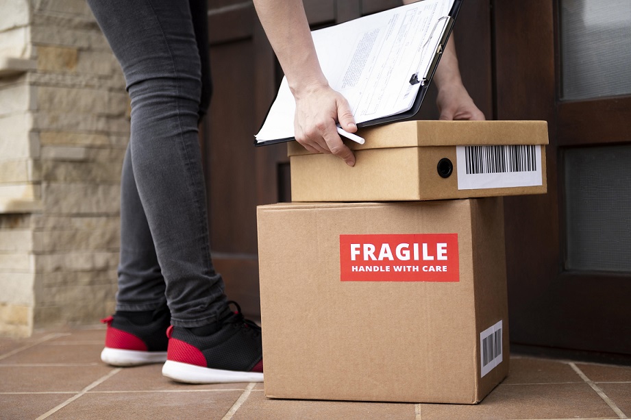 Residential movers handling furniture in Coquitlam neighborhood